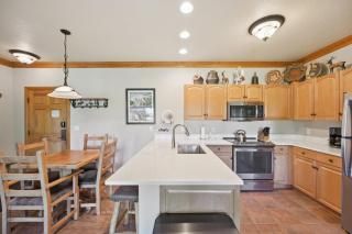 Hidden River Lodge 5940 - 1