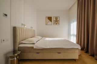 Moonlight City Villa - 9