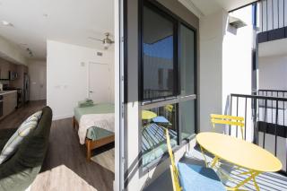 Beautiful NEW apartment in SM! - 7