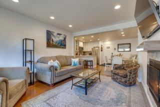 Mammoth Mtn Ski-InandOut Condo with Hot Tub Access! - 6