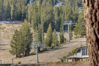 Mammoth Mtn Ski-InandOut Condo with Hot Tub Access! - 9