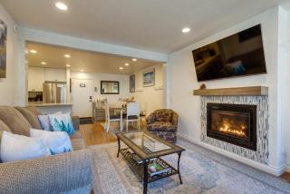 Mammoth Mtn Ski-InandOut Condo with Hot Tub Access! - 5