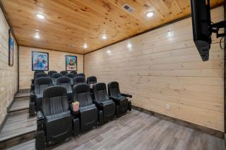 Ain't Life Grand! Spectacular Smoky Mountain Cabin with Indoor Pool, Game Room and Hot Tub - 7