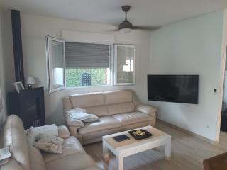 Casa recièn reformada con jardin y piscina privada - 6