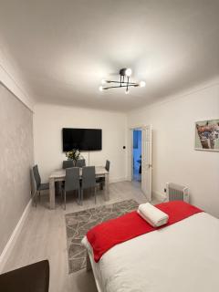 Family Apartment Hyde Park London - 6