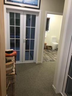 Hollywood's Folly - 7