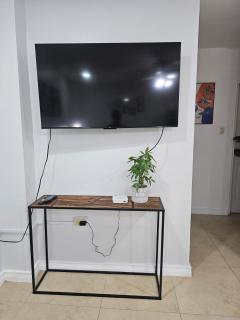 Marquis Holiday Apartments - 9