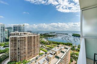 Grove Bayview Getaway Stunning Views Pool Access & Parking - 4