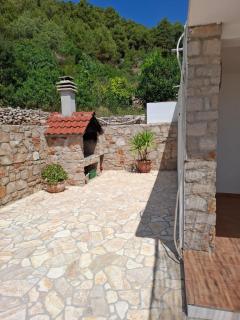 Secluded fisherman's cottage Cove Lucica, Hvar - 5679 - 1