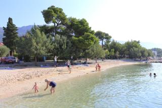 Apartments with hot tub Kastel Kambelovac, Kastela - 15885 - 5