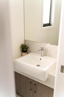 A Quiet Bright & Stylish Family Home - 2