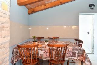 Apartments with parking space Medulin - 21025 - 2