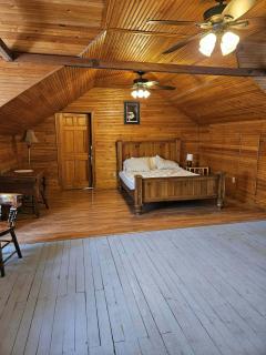 Renovated attic apartment - 7