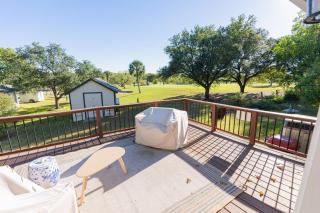 5 minute walk to the gulf course - 8