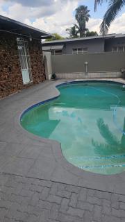 MP Stop Guest House - 2