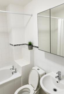 Crown Deluxe Manchester City Apartment - 1