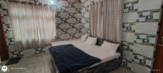 Shri Punjabi atithi nivas 100 metre saryu Ghat 900 metre Ram mandir - 8