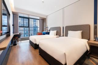 Holiday Inn Express Shanghai Hongqiao Linkong by IHG - 8
