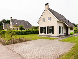 Detached house in Vlagtwedde with sauna - 7