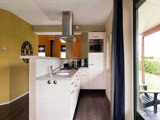 Detached house in Vlagtwedde with sauna - 1