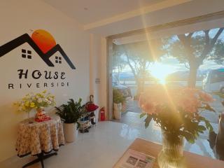 2A- Riverside- Sunset Chilling Window - 1