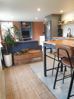 Private central Nelson apartment - 0