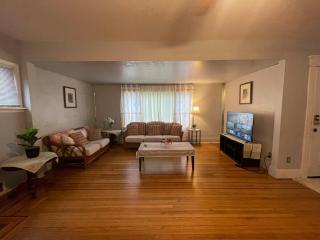 Buffalo 4BR Home 5 Beds, Near Airport & Downtown - 0