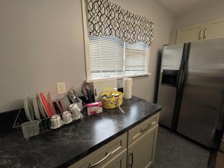 Buffalo 4BR Home 5 Beds, Near Airport & Downtown - 6