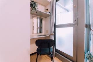 Stylish Minimalist Loft 7 & Gym in Namba Compact Studio 5 - 7