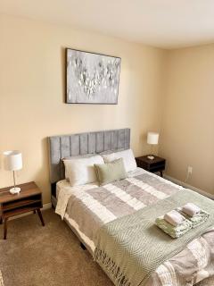 Spacious 2B 2B Pool View Loft Apartment in Marina Del Rey - 8