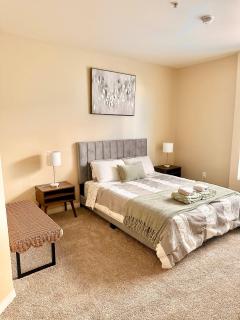 Spacious 2B 2B Pool View Loft Apartment in Marina Del Rey - 7