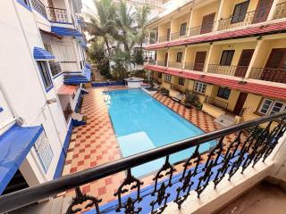 Tropical 1BHK Apartment by Déjà Vu Stays - 8