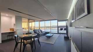A breathtaking lake view in NewActon Canberra - 9