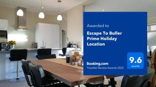 Escape To Buller - enjoy a relaxed holiday vibe - 8