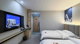 Super 8 Hotel Dingzhou Chongwen Street - 5