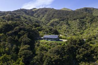 Golden Bay Hideaway - 1