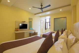 Hotel Klick International 2 Min Walk From New Delhi Railway Station - 0