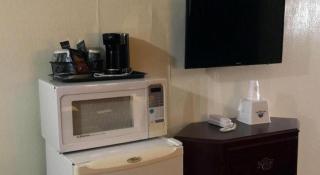 Americas Best Value Inn & Suites Macon at Sunset Dr - 4