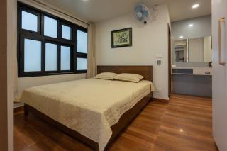 Cozy Urban Haven - 8