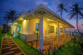 Villa Amor by the Beach - 0