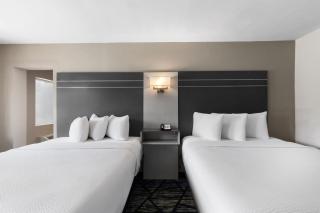 Baymont by Wyndham Dothan - 3