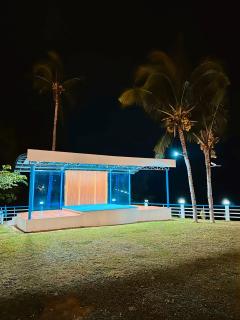 De Cairo's Mountain & Ocean View Resort - 4