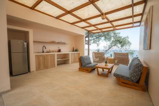 Bohemian Beachfront Apartments - 3