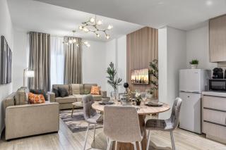 DVH Luxe Retreats 1BR Yas Island near Ferrari World & Yas Mall - 1