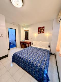 Om Sab House Patong - 3