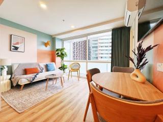 Bright City 2BR w/ Air-Con Walk to Uni & Queen St - 9