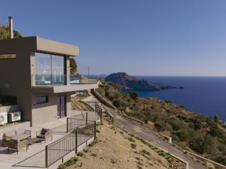 Zeus Villa - 1