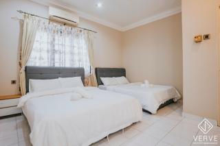 Luxe Retreat Homestay by Verve - 4