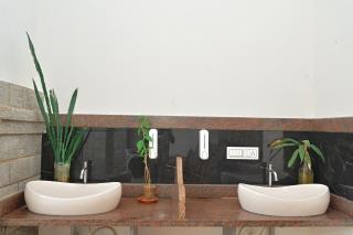 NAVARATHNA International resort - 6