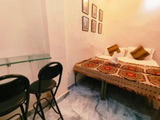 GLORY RESIDENCY & cafe - 7